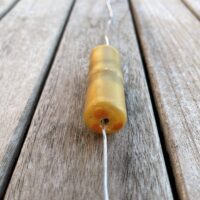 Antenne magnétique et cylindrique à la cire d'abeille de Yannick van Doorne pour l'électroculture et magnétoculture