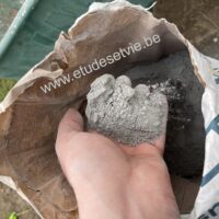 Poudre de basalte paramagnétique pour l'électroculture - 9000 microCGS - sac 20 Kg